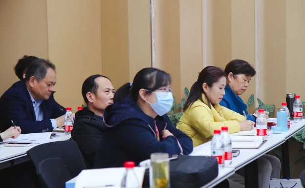 2023年领潮新品发布会暨税务系列专项培训正式拉开帷幕！