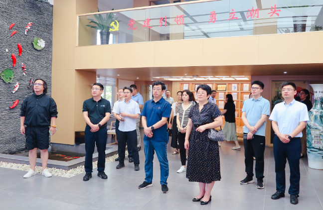 青岛大学纺织服装学院技术转移中心成功落户领潮&middot;创新工场